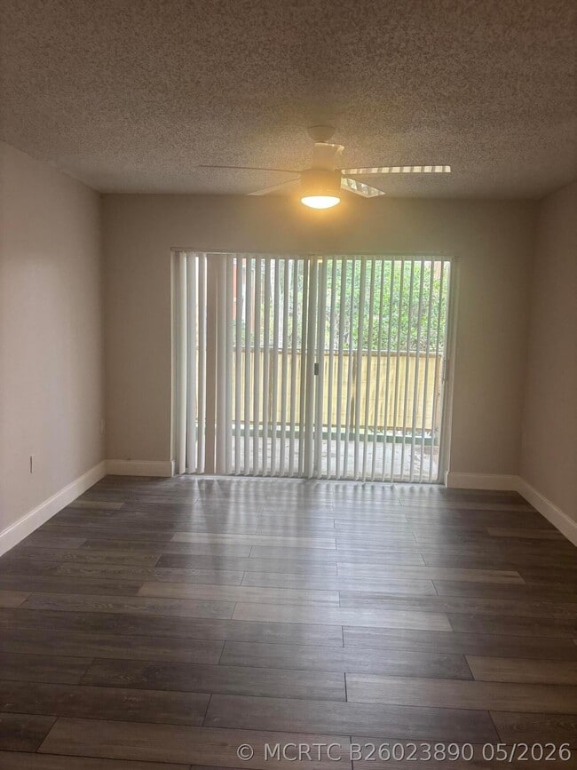 Photo - 3844 Lyons Rd Unit 206