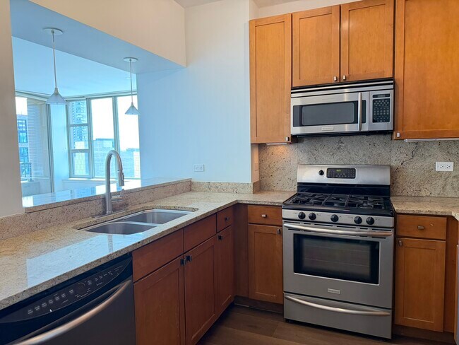 Photo - 200 N Jefferson St Unit 1101