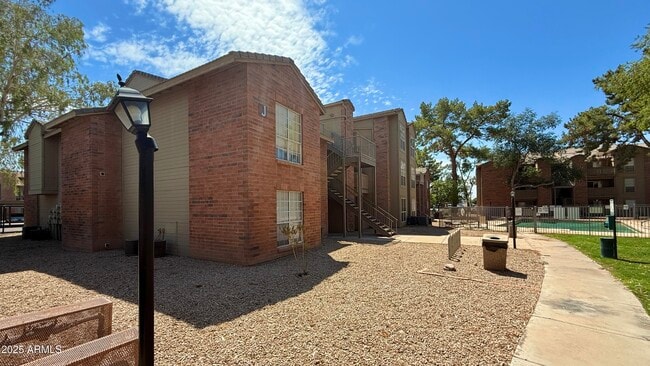 Building Photo - 200 E Southern Ave Unit 164