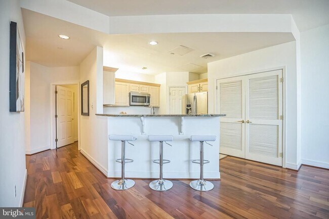 Photo - 1600 Arch St Unit 1801