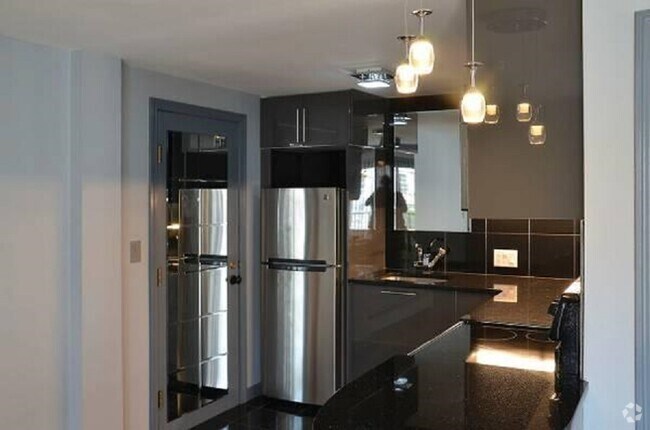 Building Photo - 66 Spring St Unit 62-2R Rental