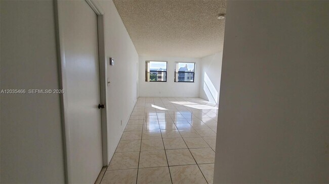 Photo - 8160 Geneva Ct Unit 412