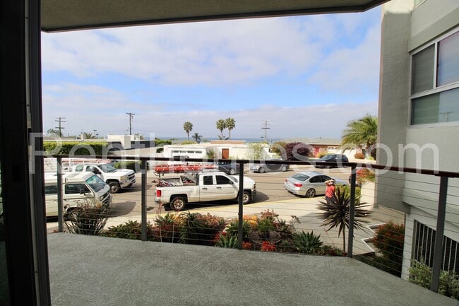 Photo - La Jolla, 5383 Chelsea St #104, Beautiful Ocean Views, Controlled Access Building and Parking!