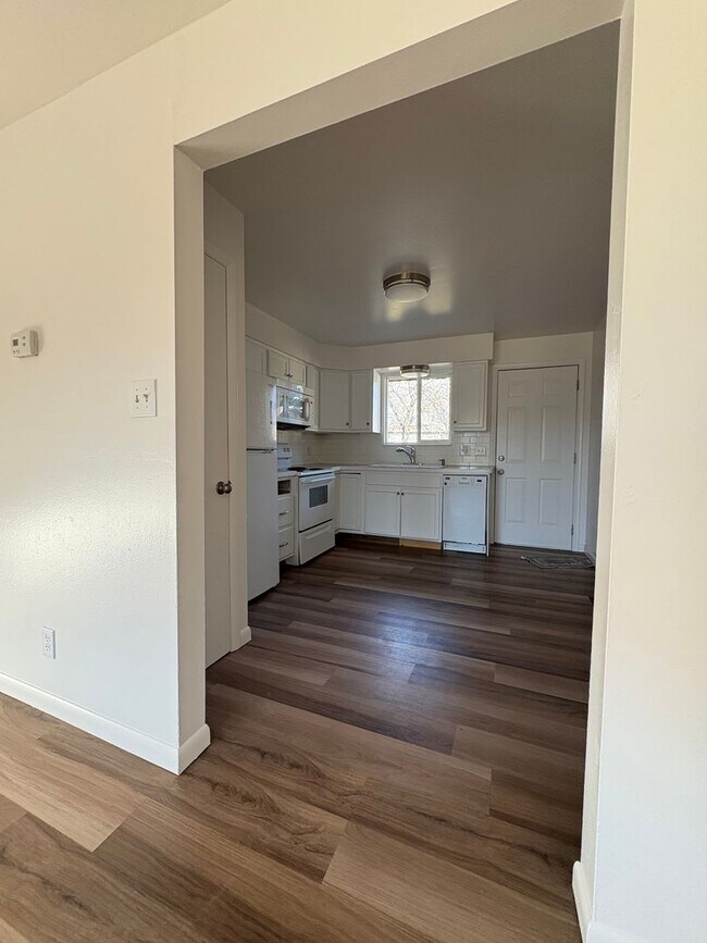 Photo - 983-985 S 600 W Unidad 985