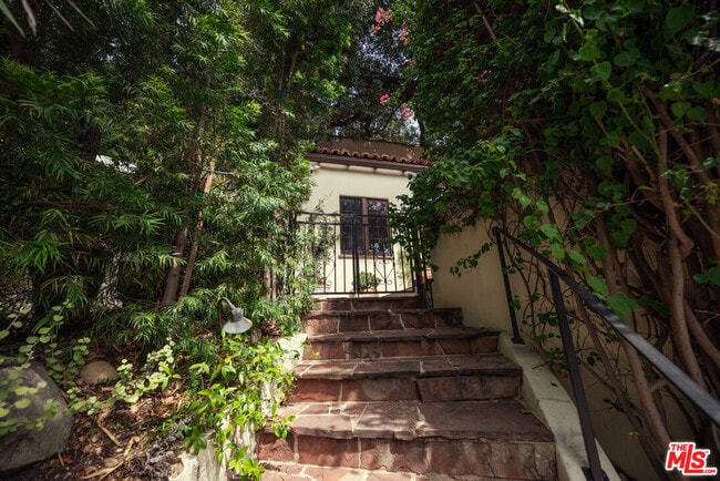 Photo - 8515 Ridpath Dr