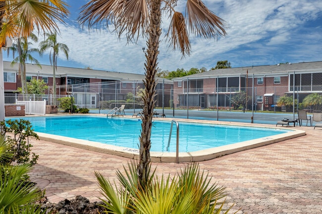 Photo - 8345 13th St N