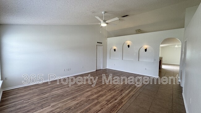 Photo - 5190 Tanner Rd