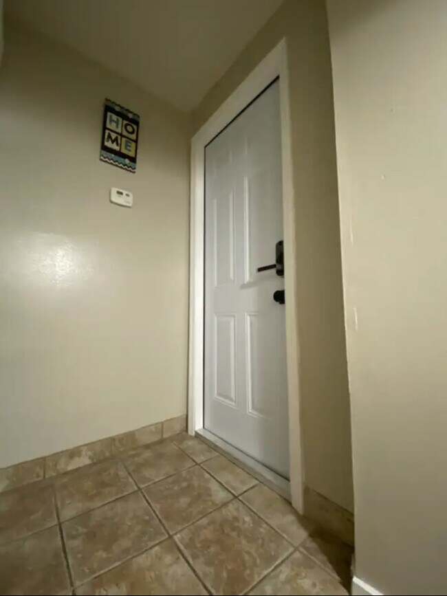 6406 Rockpointe Dr Unidad Guest Suite in Tampa
