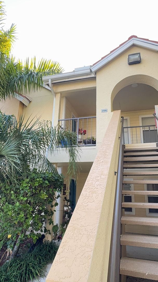 Building Photo - Beautifully 3-bedroom, 2-bath unit located in the desirable Venetian Palms community in Fort Mye...