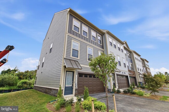 Photo - 14153 Slate St