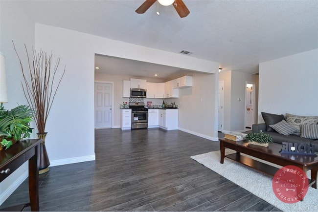 Photo - Modern 3 Bedroom 2 Bath Home, San Diego (9...