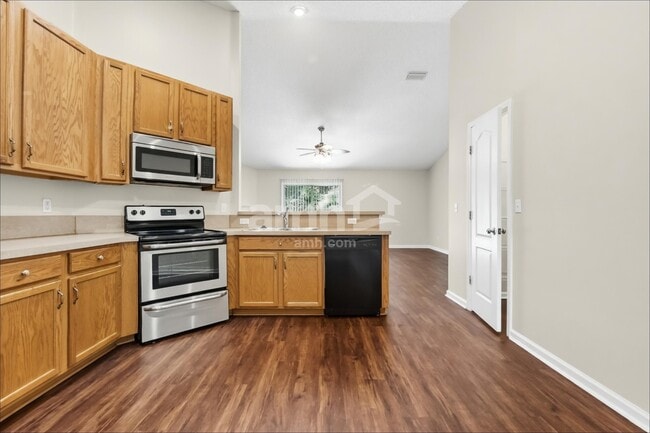 209 Fort Milton Dr