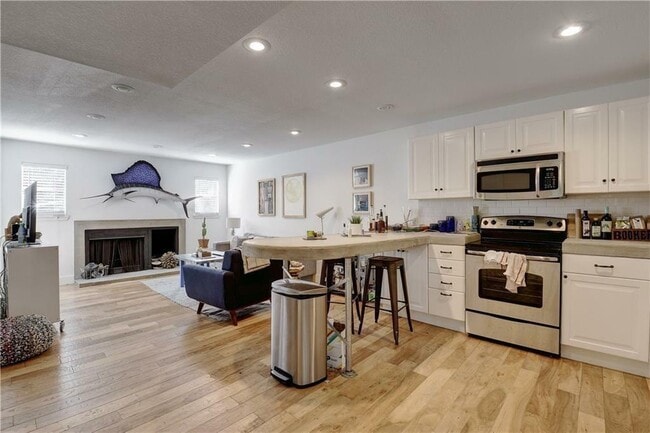 Photo - 1101 Shoal Creek Blvd