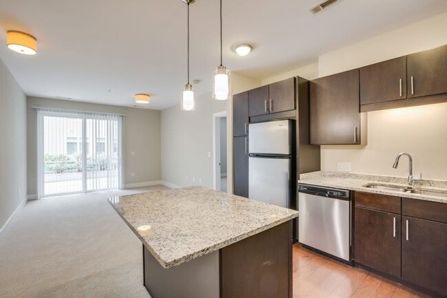 Photo - 165 Radcliffe Rd Unit #169