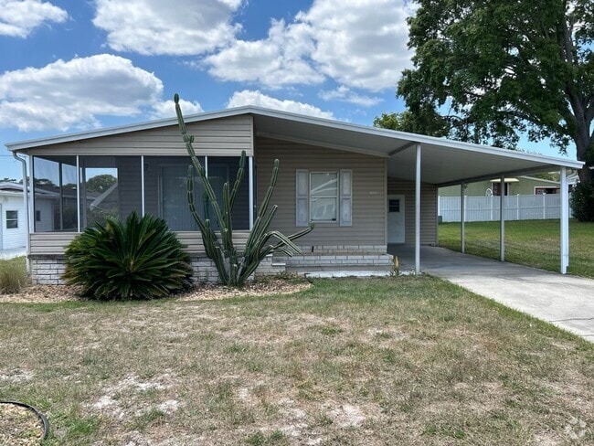 Building Photo - two bed two bath home in a 55 plus communi...