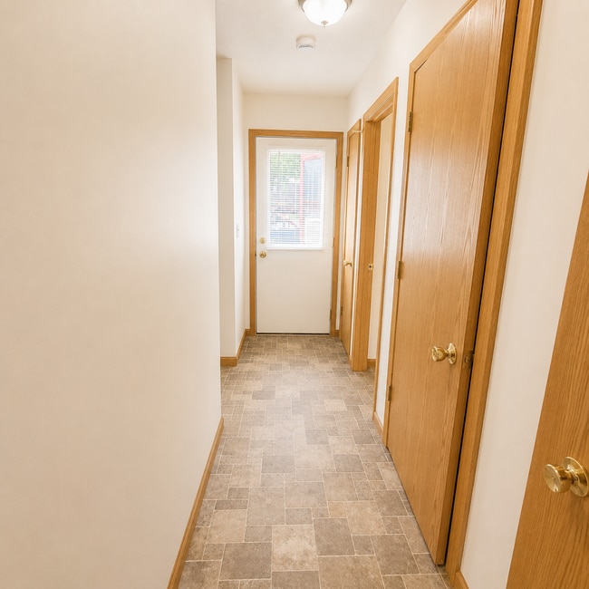 Photo - 639 E Monroe Ave Unidad 639