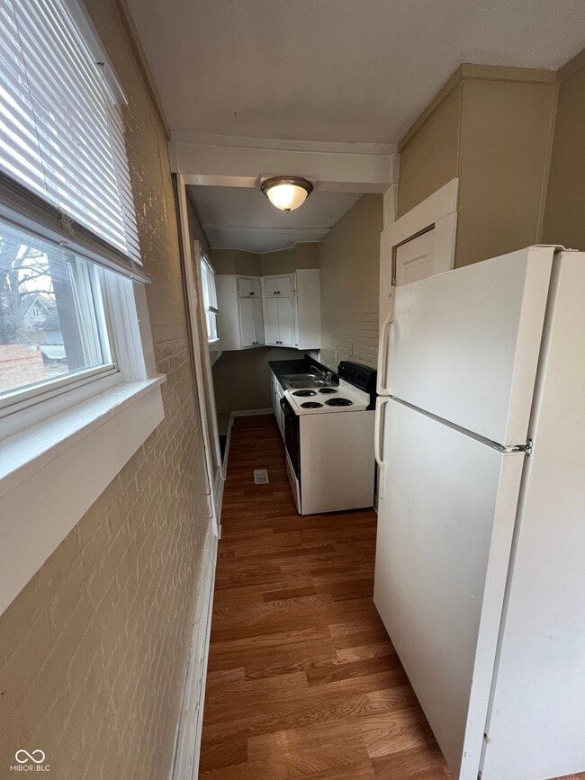 Photo - 2821 E 13th St