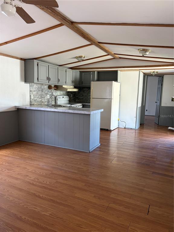 Photo - 16819 Bay Ave