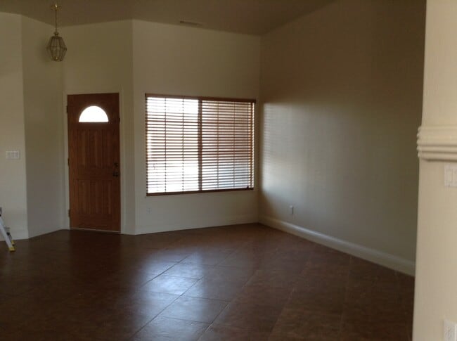 Photo - Darling 3 bedroom in Wingfield Springs