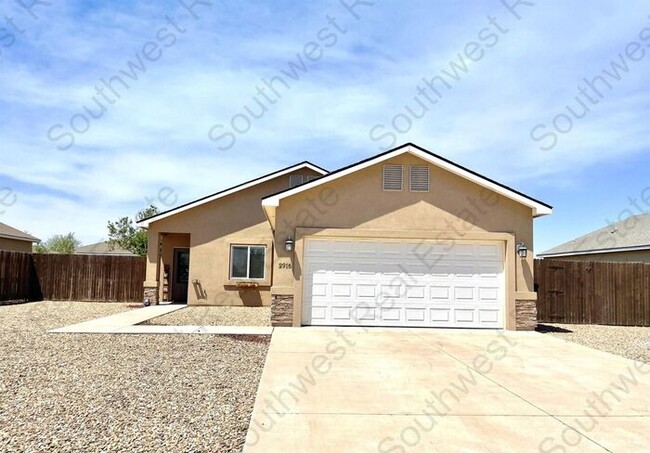 Beautiful 3 bedroom 2 bath - Beautiful 3 bedroom 2 bath House