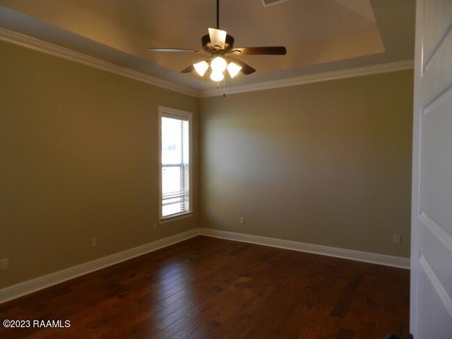 Photo - 201 Grand Pointe Blvd
