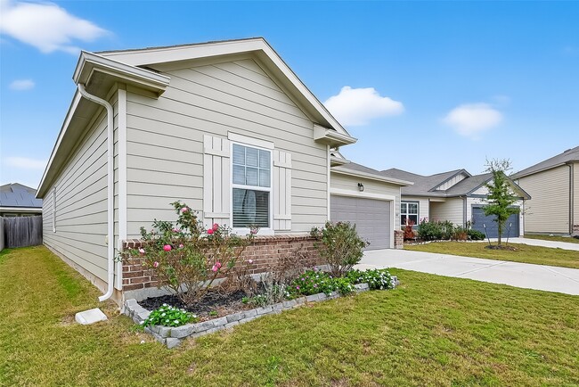 Photo - 1065 Long Bay Ct