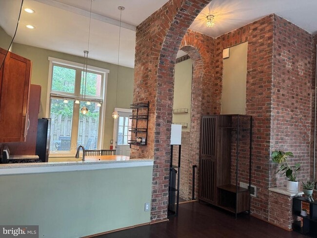 Photo - 2200 Pine St Unit 112