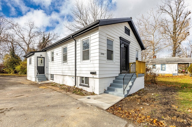 Photo - 6985 Beechmont Ave