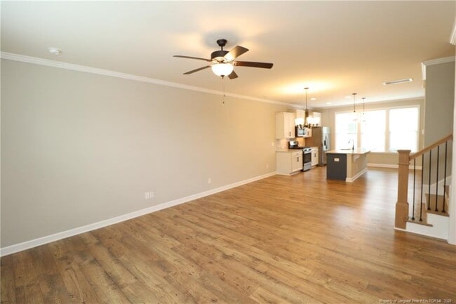 Photo - 152 Etteinne Garden Ln