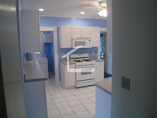 Photo - 18 Bigelow St Unit 1