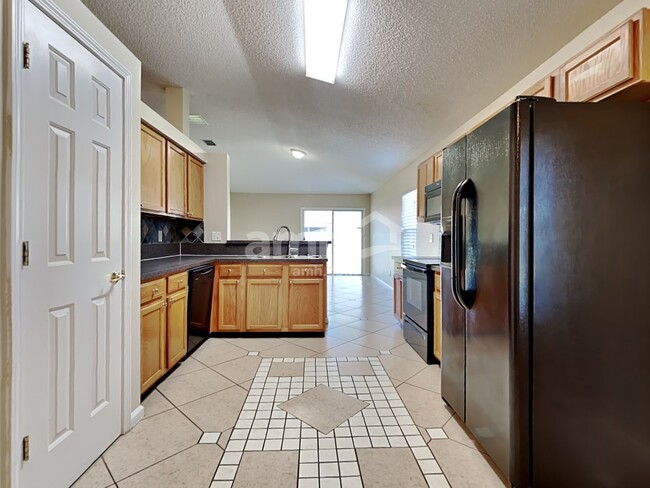 Photo - 9261 Redtail Dr