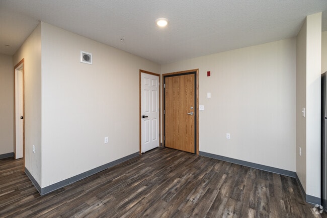2BR, 1BA - 900SF - Dining Area