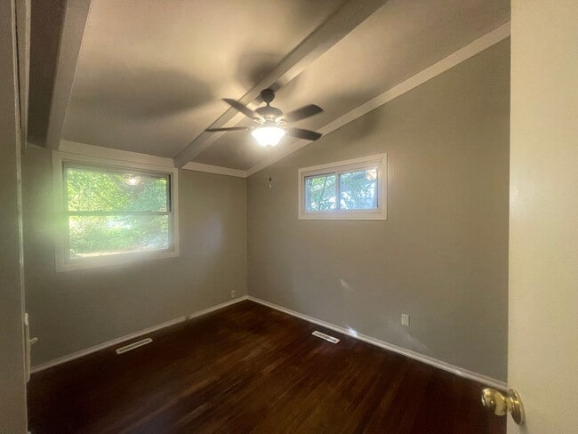 Photo - Cute 3 Bedroom Home