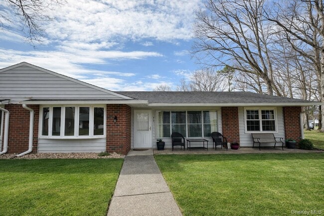 Building Photo - 9 Guilford Ct Unit B