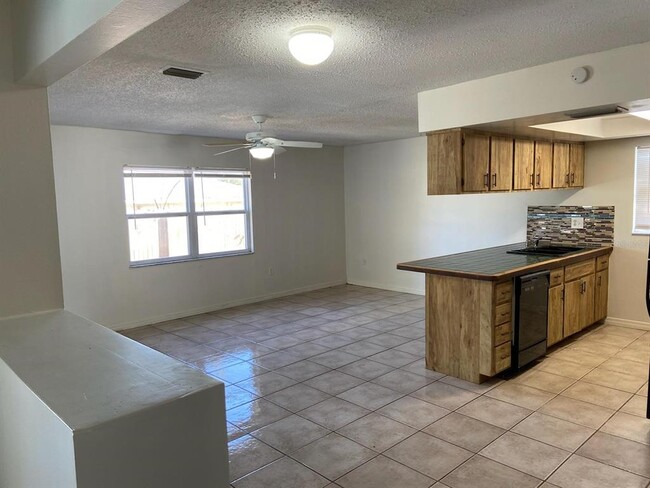 Photo - 6429 Langston Ave