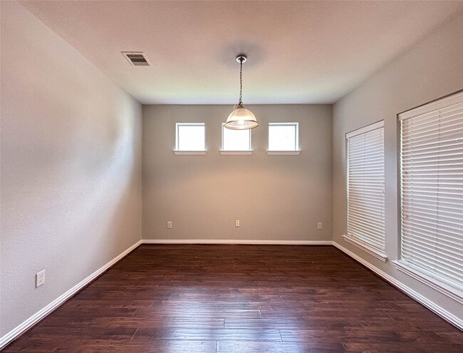 Photo - 1323 Maple Ace Dr