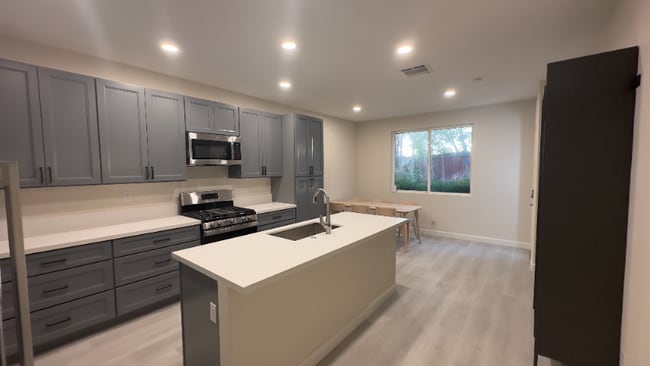 Photo - 39391 Tiburon Dr Unidad 2