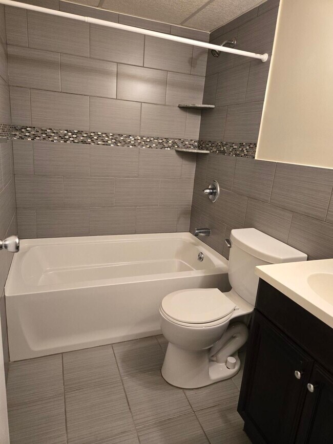 Photo - 685 Prospect Ave Unit 2B