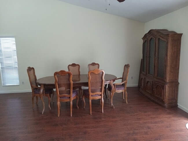 Building Photo - 15615 Rio Del Sol Dr