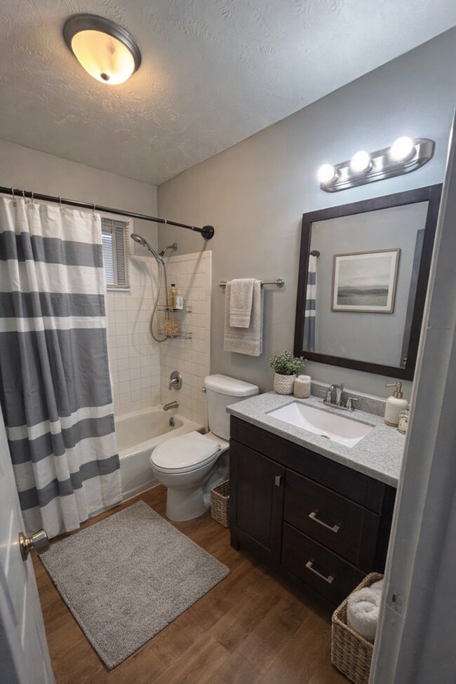 Photo - 2930 N 51st St Unidad 2932