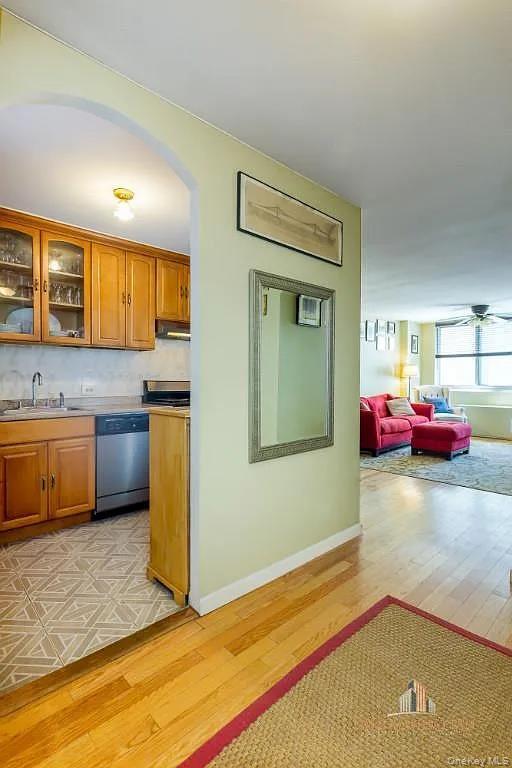 Photo - 345 E 93rd St Unidad 0