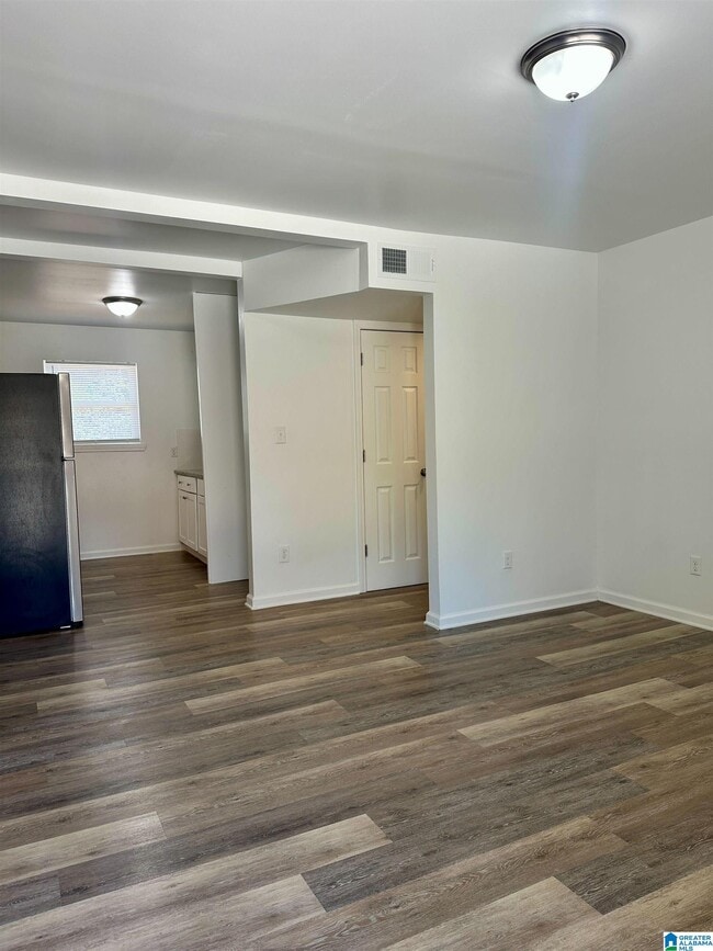 Photo - 1911 19th Ct N Unit B