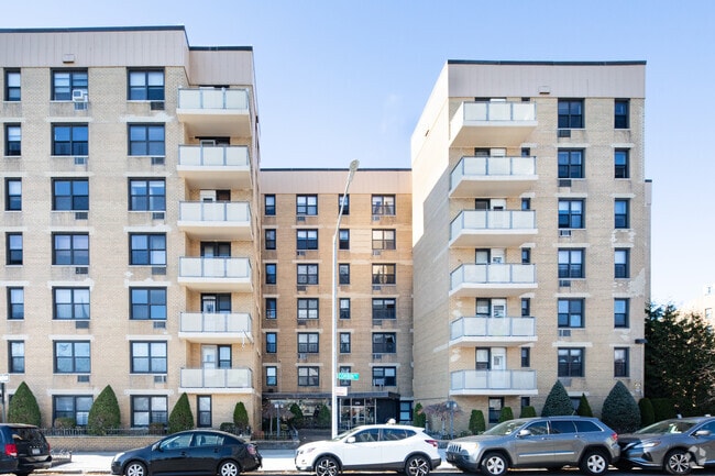 Photo - 200 Corbin Pl