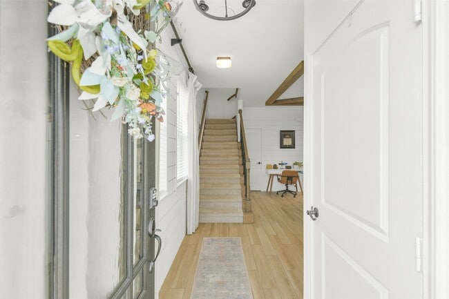 Photo - 5526 Hyde Park Dr