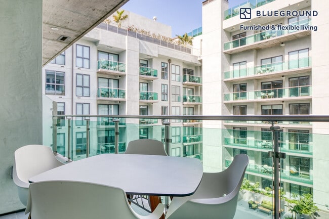 Photo - 1027 Wilshire Blvd Unit FL7-ID546