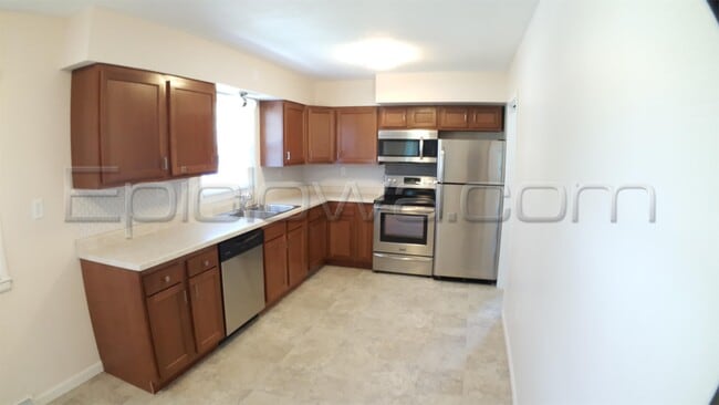 Photo - 2237 C Ave NW