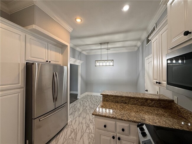 Building Photo - 422 J.T.L Pkwy