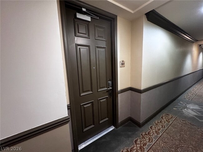 Building Photo - 2405 W Serene Ave Unit 517