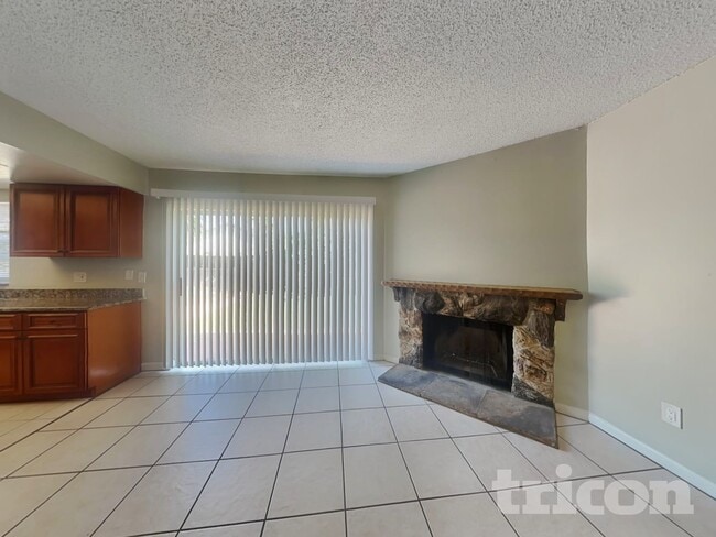 Photo - 3206 Shady Glen Cir