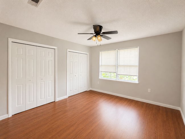 Photo - Charming 3-Bedroom Home with Bonus Room on Spacious Lot – Lake City